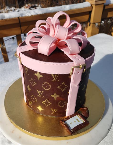 louis vuitton cake pictures|louis vuitton cake images.